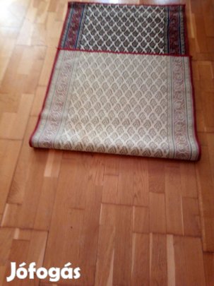 Mintás fútószőnyeg levél mintás