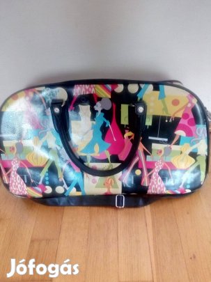 Mintás utazó táska