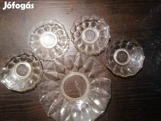 Mintás üveg kínáló tál és 4 db kistányér