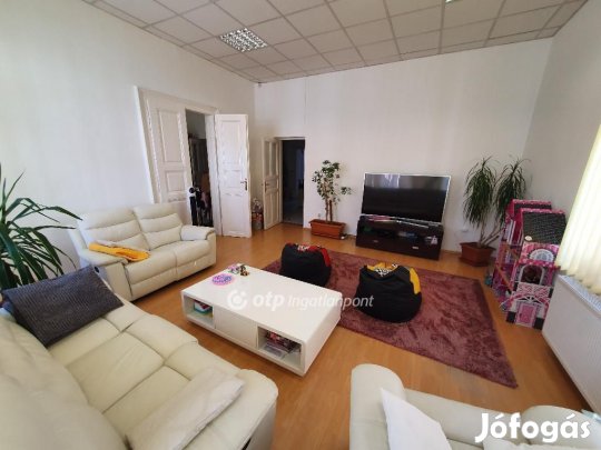 Miskolci eladó 141 nm-es lakás