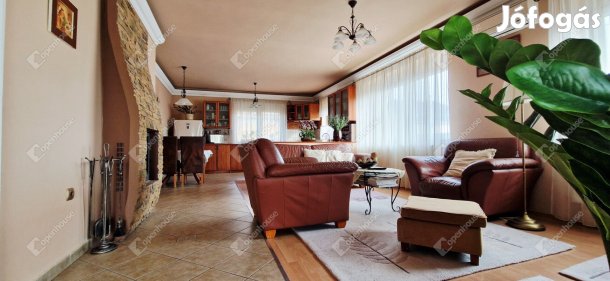 Miskolci eladó 180 nm-es ház