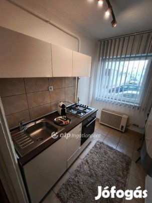 Miskolci eladó 36 nm-es lakás