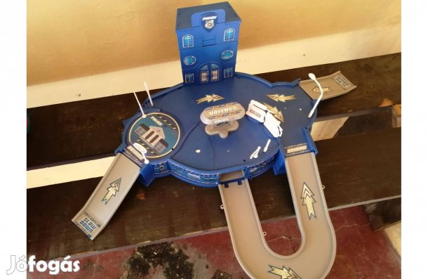 Miskolcon rendőrállomás autópálya eladó