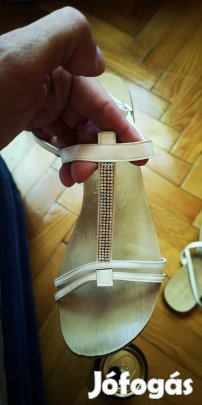 Miss Pappalea szandál 