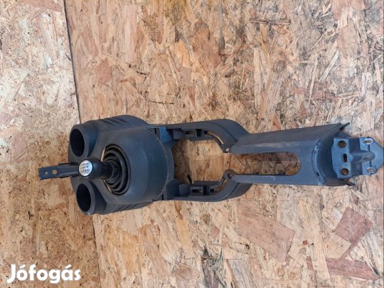 Mitsubishi Colt VI (2002-2010) Közép Box