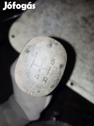 Mitsubishi L200 06-14 Váltó Gomb