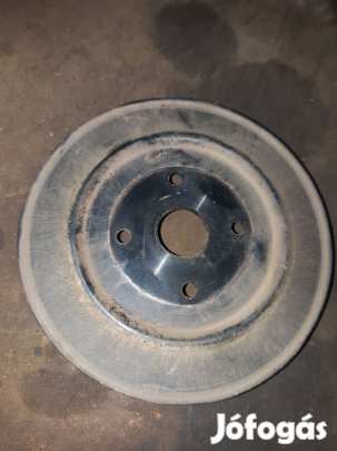 Mitsubishi L200 06-14 Vízpumpa Szíjtárcsa