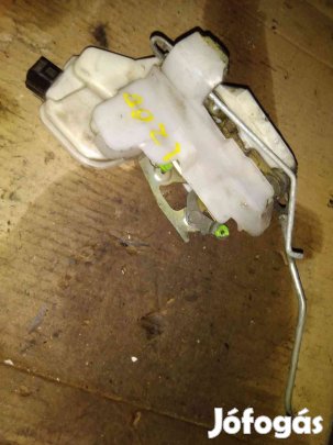 Mitsubishi L200 98-05 Jobb Első Ajtó Zárszerkezet + Központizár Motor