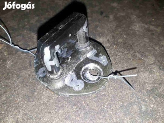 Mitsubishi L200 98-05 Zár Ütköző