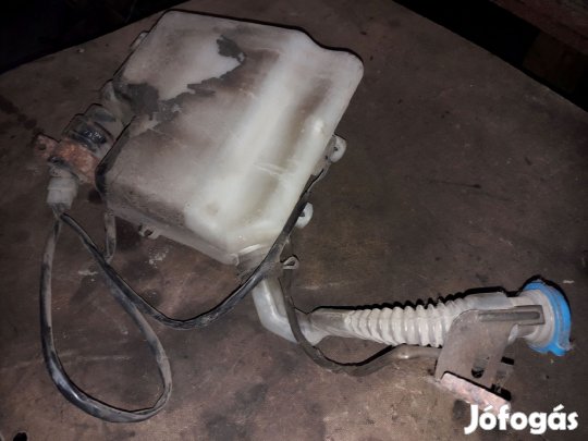 Mitsubishi L300 Ablakmosó Tartály + Ablakmosó Szivattyú
