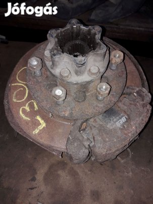 Mitsubishi L300 Bal Első Csonkállvány Kerékaggyal + Féknyereg