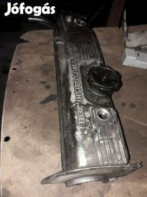 Mitsubishi L300 Szelepfedél