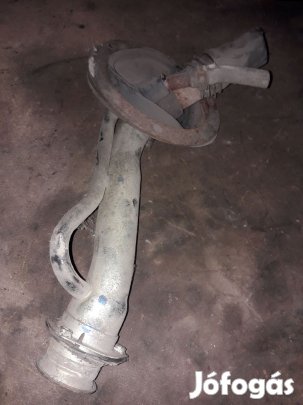 Mitsubishi L300 Üzemanyag Betöltő Cső