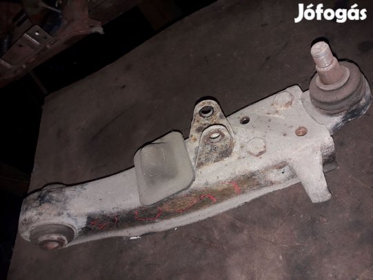 Mitsubishi L400 Bal Első Lengéscsillapító