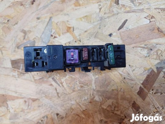 Mitsubishi Lancer VIII (2008-2017) 1.8 Benzines Biztosíték Tábla