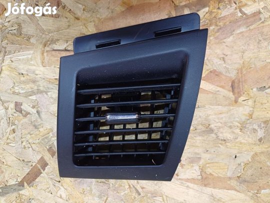 Mitsubishi Lancer VIII (2008-2017) Jobb Szellőző