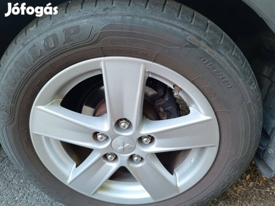 Mitsubishi Lancer felni+gumigarnitúra 205/60 R16 Dunlop Sport