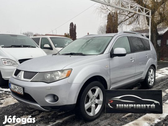 Mitsubishi Outlander 2.0 4x4 Szép állapotú klím...