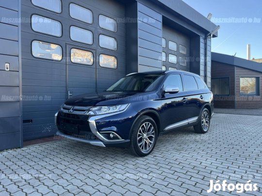 Mitsubishi Outlander 2.2 DI-D Instyle Navi 4WD...