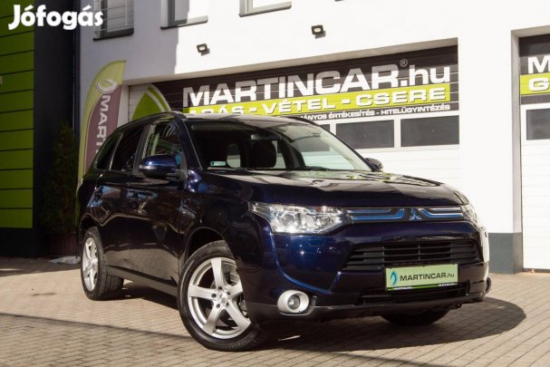 Mitsubishi Outlander 2.2 DI-D Intense Plus 4WD...