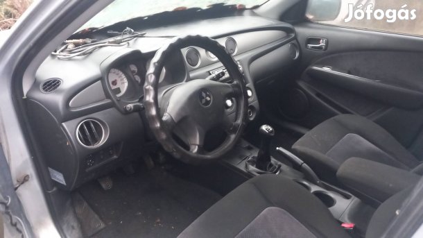 Mitsubishi Outlander alkatrészek 