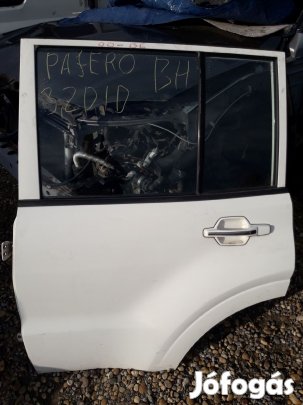 Mitsubishi Pajero Bal Hátsó Ajtó