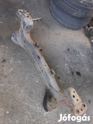 Mitsubishi Pajero Pinin Első Bölcső