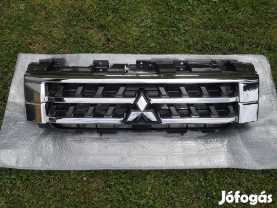 Mitsubishi Pajero hűtőrács