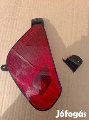 Mitsubishi eclipse cross jobb faceliftes,bal hátsó ködlámpa