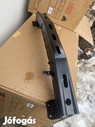 Mitsubishi space star lökhárítómerevítő keresztartó