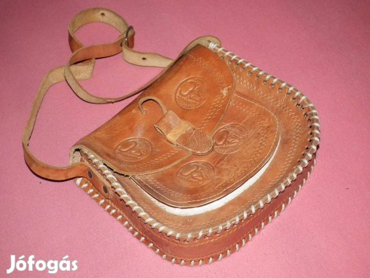 Míves bőrtáska valódi bőr dúsan mintázott női bőr táska