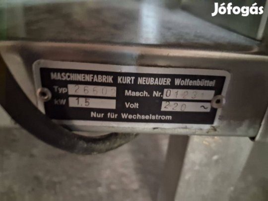 Mkn szabadonálló melegentartó