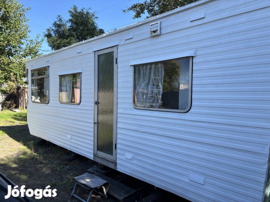 Mobilház, lakókocsi, mobil épület