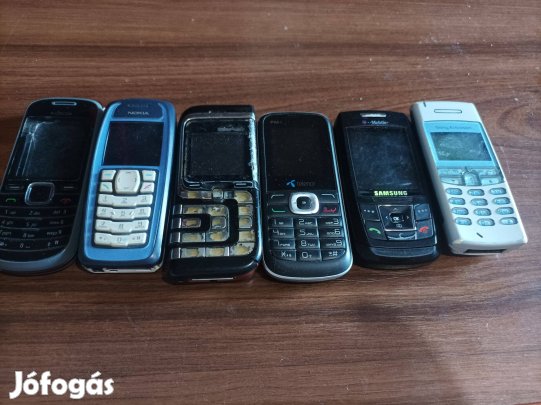 Mobiltelefonok Müködésképtelenek Valószinű,Töltő Nélkül Eladó!
