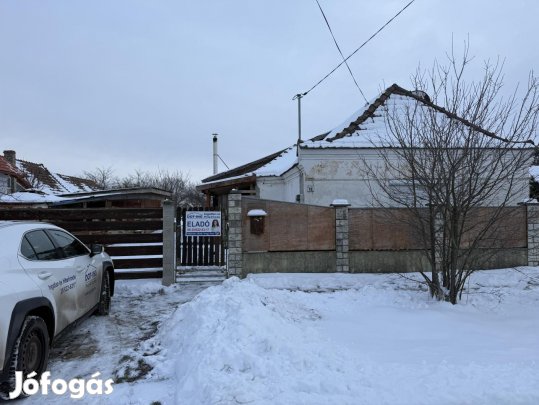 Mocsa, 3 szobás  családi ház eladó