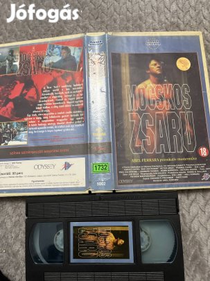 Mocskos zsaru vhs nagytok krimi