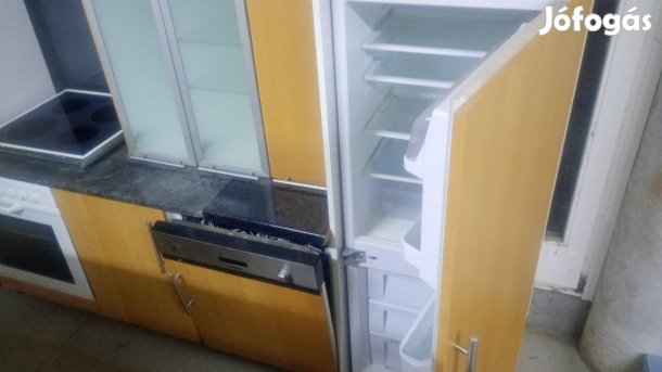 Modern IKEA fa konyhabútor komplett gépekkel jó állapotban 