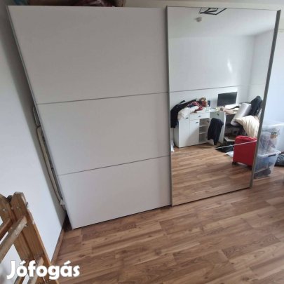 Modern Toló ajtós gardrób szekrény