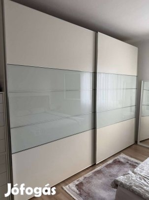 Modern XXL Lutzos Voleo márkájú toló ajtós gardrób szekrény
