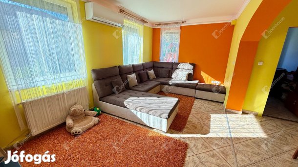 Modern, kétszintes, családbarát otthon Üllőn eladó!