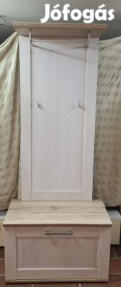 Modern, komplett előszoba bútor nagyon szép állapotban eladó