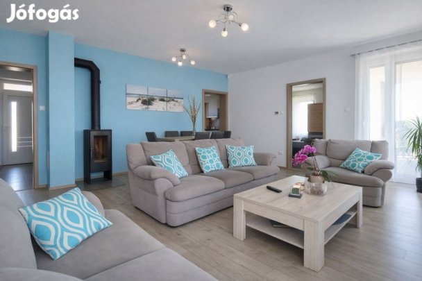 Modern családi otthon eladó