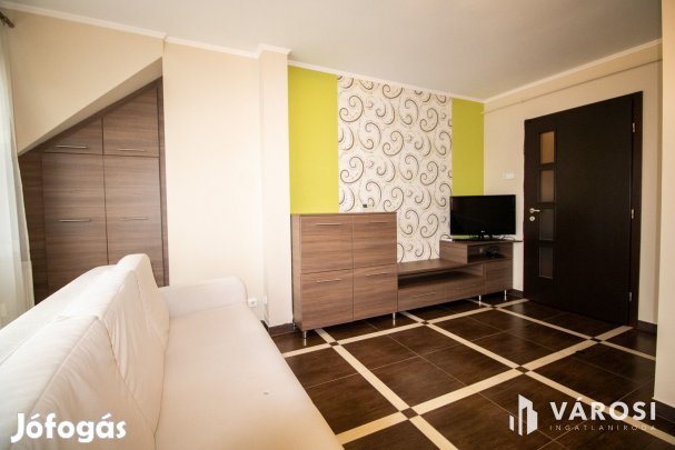 Modern lakás teljes bútorzattal