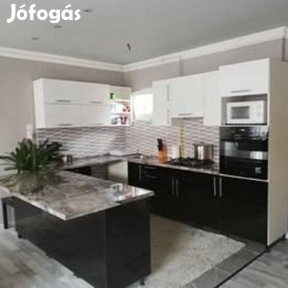 Modern magasfényű konyhaszekrény