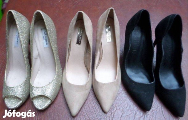 Modern női cipő újszerű