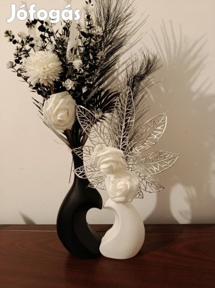 Modern virágcsokor vázával