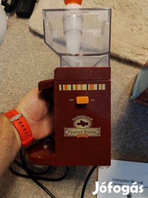 Mogyóró vaj készítő