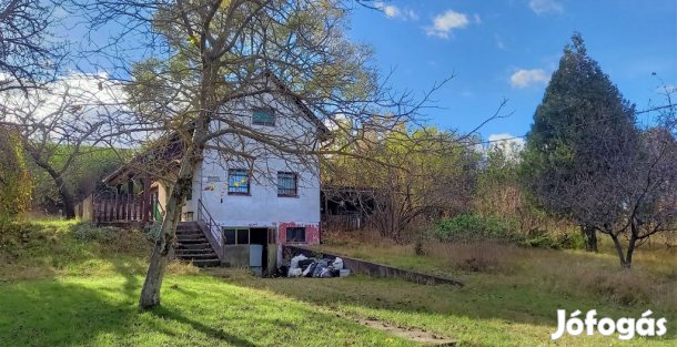 Mogyoród, Fácános utca, 74 m2-es, családi ház, 3 szobás, jó állapotú