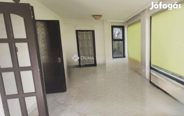 Mogyoródi 155 nm-es ház eladó