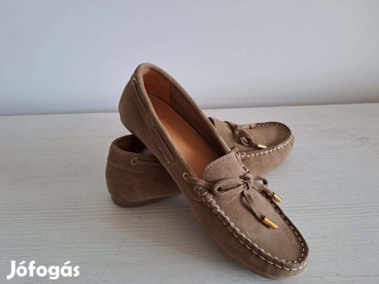 Mokaszin 38-as hasított bőr